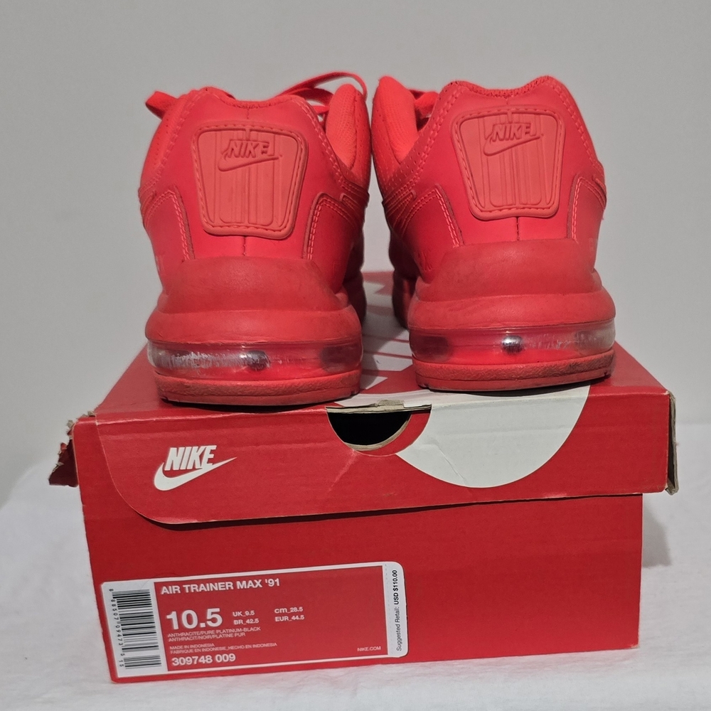 Nike Red Air Trainer Max '91 Sneakers